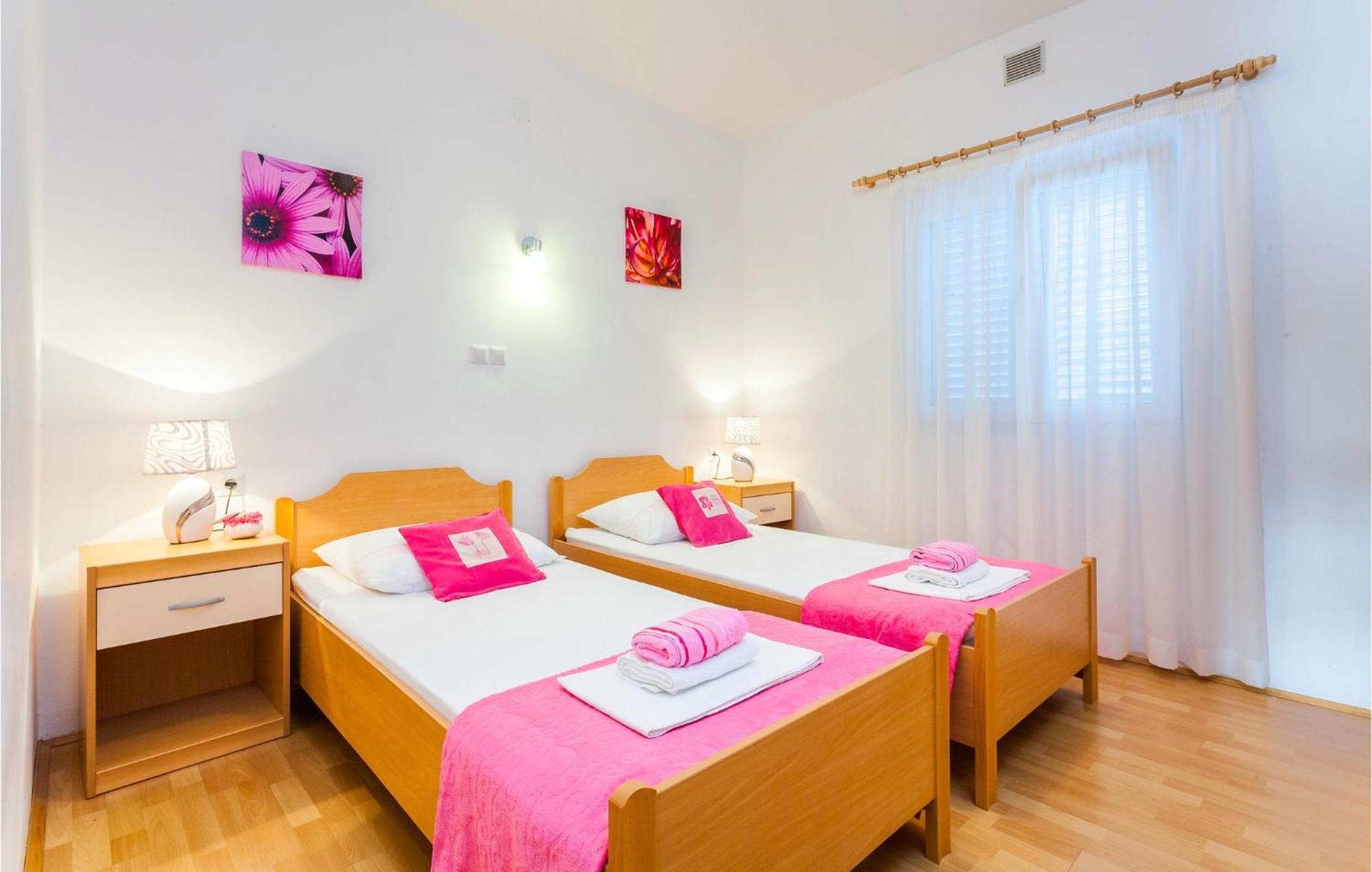 Pet Friendly Home In Blato With Wifi Exterior photo