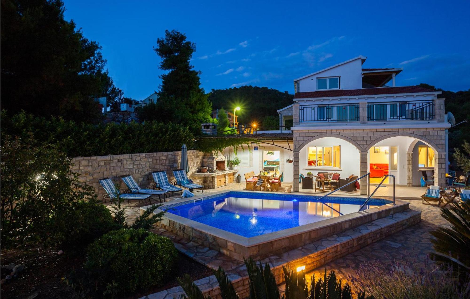 Pet Friendly Home In Blato With Wifi Exterior photo